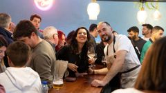 Inauguracin del bar O Galo Checo, en Guitiriz