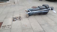 La estatua de �nxel Fole fue derribada por un cami�n de reparto