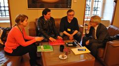 Gaspar Llamazares, reunido con la asociaci�n 