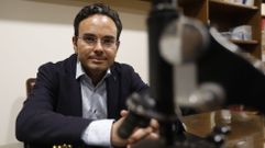 Qui�n soy. �Soy un farmac�utico. Soy amable, social y comprensivo hacia la gente, me dedico con intensidad a las cosas que voy afrontando en la vida, me considero responsable, preocupado por mis pacientes e inquieto. Estoy contento conmigo mismo, aunque siempre hay algo que mejorar�