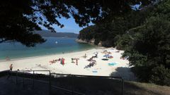 La playa de Caol�n es muy apreciada por la limpieza de sus aguas y la calidad de su arena