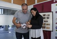 El periodista Xabier Fortes, en una imagen de archivo junto a Lupe Murillo.