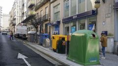 Contenedores de recogida selectiva en la calle Concordia