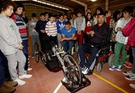 Representantes de �ntegro conversaron cos alumnos e o profesor Bernardo Penabade impartiu unha clase de �portugu�s expr�s�.
