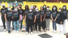 Participantes en una de las actividades organizadas por el CIM, esta vez dentro del programa As Pontes en pezas, con el dise�o de un mural
