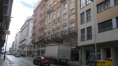 En la calle Galicia (en el edificio del fondo a la derecha) est&aacute; el actual negocio de Sanjurjo Moda
