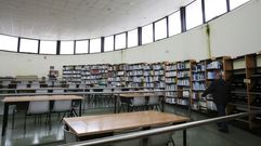 La biblioteca del centro Carvalho Calero, en foto de archivo.
