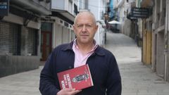 El escritor y periodista �ngel Varela, fotografiado el viernes en Pontedeume.