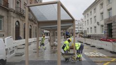 Obra de la nueva parada de buses metropolitanos, entre el teatro Col�n y Correos