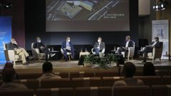 Mesa redonda del coloquio sobre arquitectura hospitalaria. 