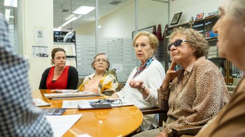 Programa de acompa�amiento a personas mayores en el Centro Covadonga de Oviedo