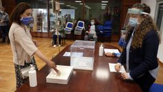 Simulacro de una votaci�n en Boqueix�n