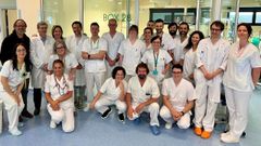 Parte del equipo de la uci y de fisioterapia del Cunqueiro