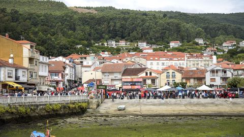 Imgenes de la Etapa 16 de La Vuelta a Espaa entre Poio y Mos