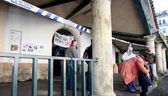 Los placeros estuvieron pernoctando en el inmueble y a la puerta durante m�s de cuarenta d�as.