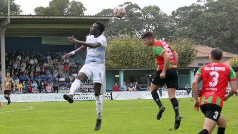 Partido de Tercera Federacin entre el Boiro y el Racing Villalbs