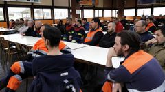 Asamblea de trabajadores de la f�brica de Alcoa de San Cibrao, que se suman al a huelga del d�a 19