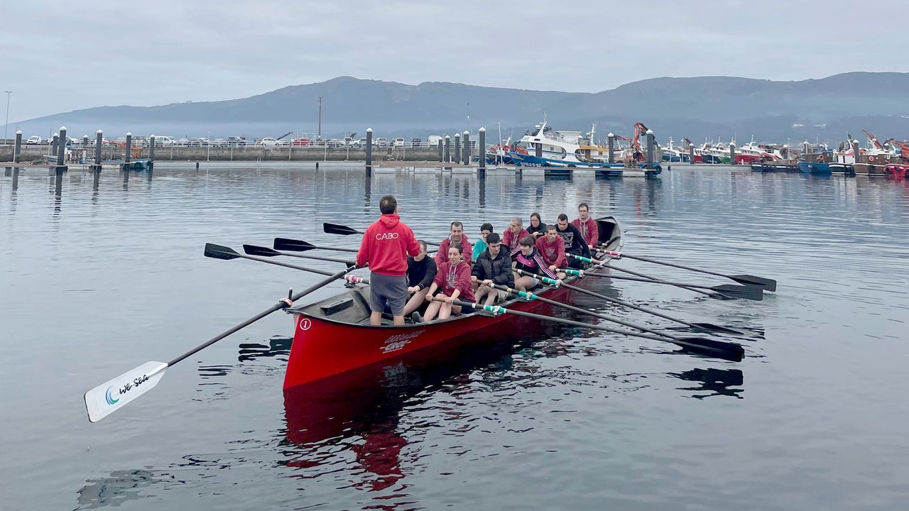 El Club de Remo Cabo da Cruz se vuelca con las personas con autismo y neurodivergencias