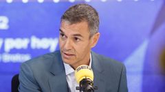Pedro S�nchez, durante la entrevista que ha concedido esta ma�ana a la cadena Ser