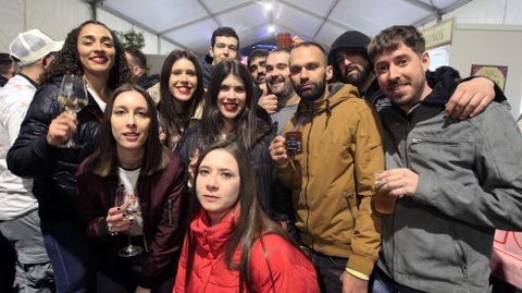 Ambiente festivo en la primera jornada de la Feira do Vio de Quiroga
