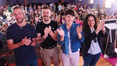 Pont�n en el centro, con Daniel Castro al lado