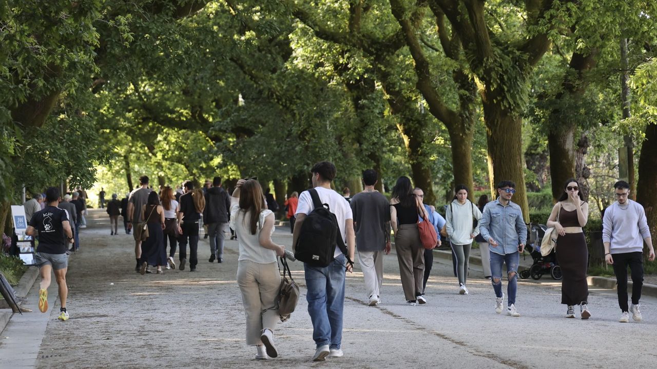 El INE confirma que Santiago y Lugo superan, por fin, la barrera de los 100.000 habitantes