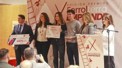 Los hermanos Mart�nez, de O Parrulo, en la entrega del premio Joven Empresario en Ferrol