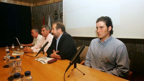 Conferencia en Lugo, en el 2006l.