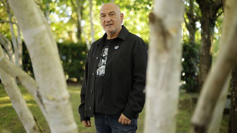<span lang= gl >Quique Pen, de Xacarandaina</span>