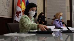 La ministra Darias con la consejera de Sanidad de Castilla y Le�n, Ver�nica Casado, en el Consejo Interterritorial del Sistema Nacional de Salud celebrado en Valladolid 