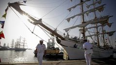 Los grandes veleros de la �Tall Ships Race� atracan en A Coru�a