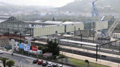 La pasarela de la estaci�n intermodal de Santiago ya est� instalada