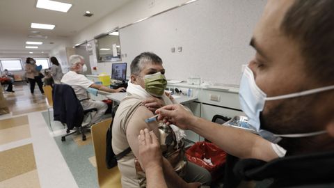 Espacio para la vacunacin habilitado en el hospital de Burela