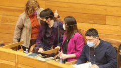 Ana Pont�n, en el pleno del Parlamento esta ma�ana