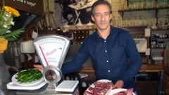 Roberto Iglesias, propietario del restaurante Os Pendellos, fue alumno del instituto chantadino