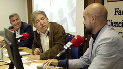 La imagen, del debate electoral en Radio Voz, refleja la situaci�n actual: Lores y Puentes en discusi�n, con el PP (Rafa Dom�nguez) regocij�ndose 