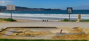 Las duchas ten�an que haberse instalado en el mes de diciembre y todav�a no est�n listas.