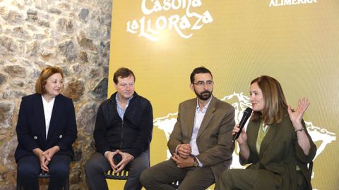 De izquierda a derecha M. Cruz Fernndez, Enrique Lpez, Sergio Marqus y Begoa Lpez