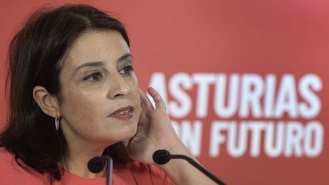 La vicesecretaria general del PSOE, Adriana Lastra, en la sede de la FSA-PSOE de Oviedo