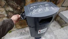 Los ayuntamientos apuestan cada vez ms por la colocacin de papeleras para excrementos.