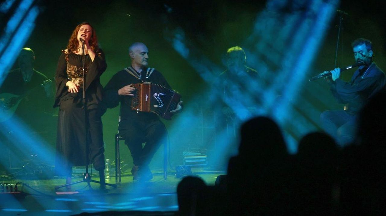 El atrio del santuario bolés de As Ermidas repetirá como escenario musical con el concierto de Luar na Lubre