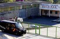 Imagen de archivo de la intervenci�n policial en las empresas de Manuel Maceiras.