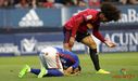 Linares Aridane Osasuna Real Oviedo El Sadar.Linares, tras una accion con Aridane