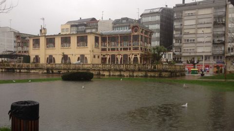 Paseo Mar�timo de Sada inundado 