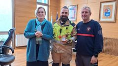 In�s Monteagudo, Miguel Montero y Ram�n Lago, en la casa consistorial muradana.