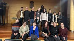 Músicos de Monterrei y Conso-Frieiras que participaron en el documental «Raíces sonoras» de la verinesa Iris Justo, en primera fila de azul