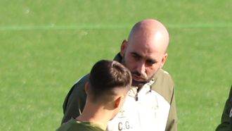 Claudio Girldez no dio pistas sobre la convocatoria del Celta ante el Sant Andreu en su comparecencia de prensa.