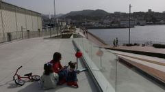 El renovado paseo mar�timo de Mar�n