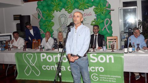 CENA BENEFICA ASOCIACION CONTRA EL CANCER DE PORTO DO SON EN EL CLUB NAUTICO DE PORTOSIN