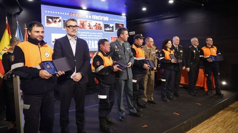 Catorce agrupaciones recibieron medallas de bronce